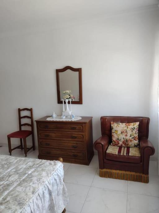 Apartamento En San Vicente De 格罗韦 外观 照片